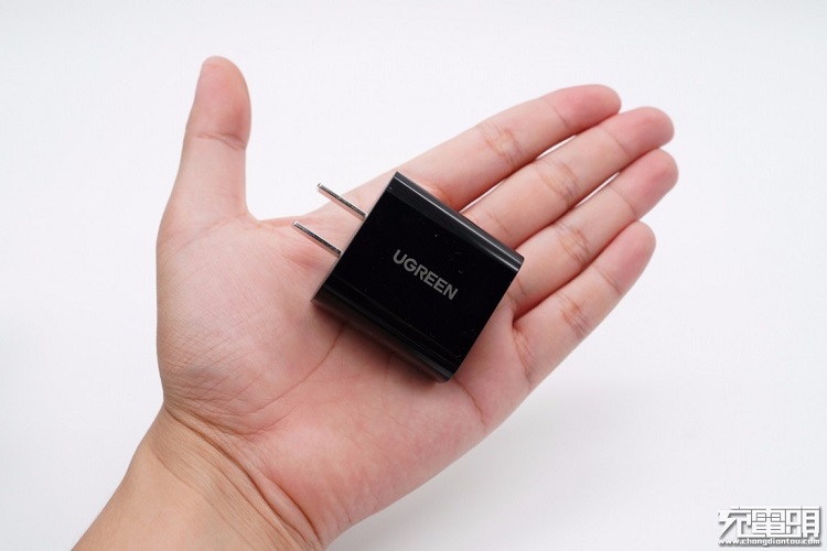 allbetPD20W充电器开箱评测：开箱篇