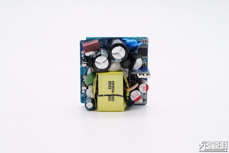 allbetPD20W充电器开箱评测：拆解篇（下）