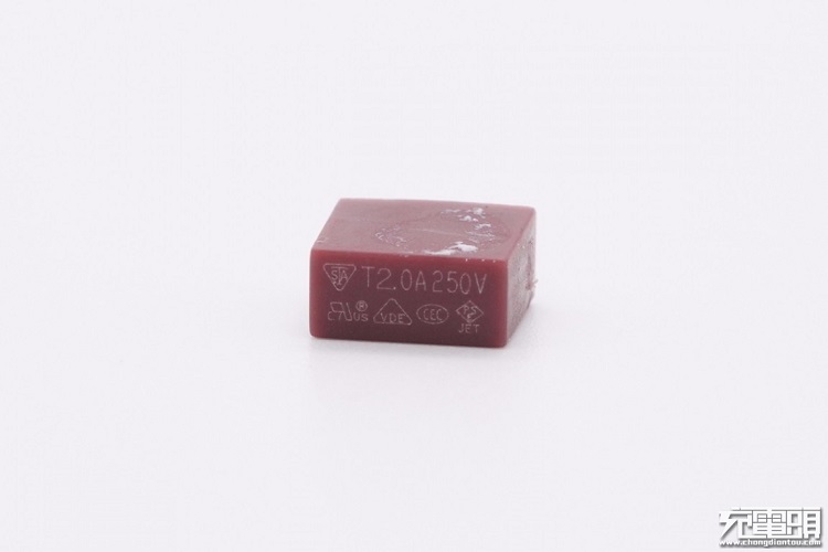 allbetPD20W充电器开箱评测：拆解篇（下）