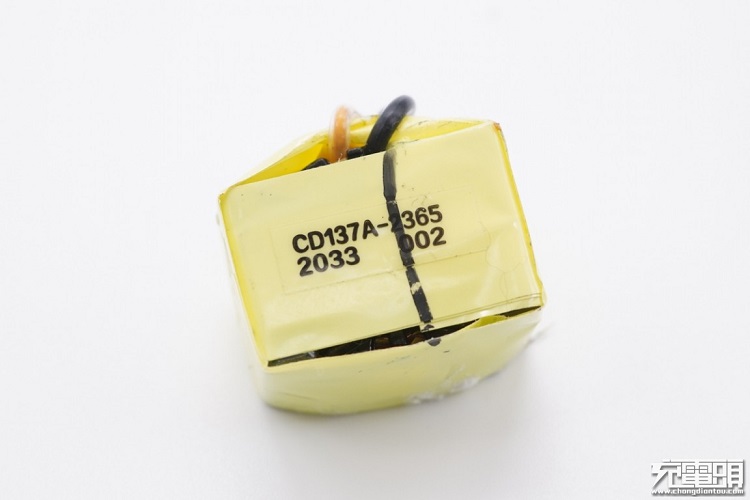 allbetPD20W充电器开箱评测：拆解篇（下）