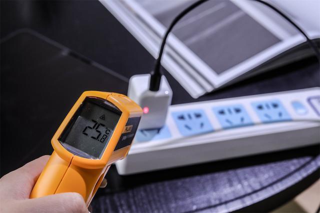 allbet30W氮化镓充电器评测：这或许是iPhone13Pro的最佳搭档